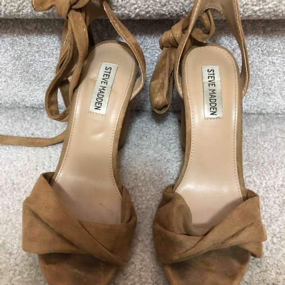 Steve Madden Shoes - Steve maddens stilettos sandals